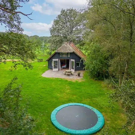 بيت للعطل Prachtig Vrijstaand Familiehuis Op Groot Perceel *