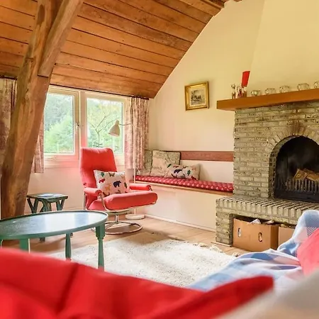 Prachtig Vrijstaand Familiehuis Op Groot Perceel * سخربيزيل