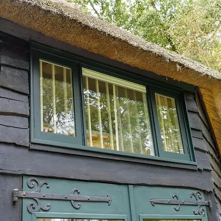 Prachtig Vrijstaand Familiehuis Op Groot Perceel Prázdninový dům *