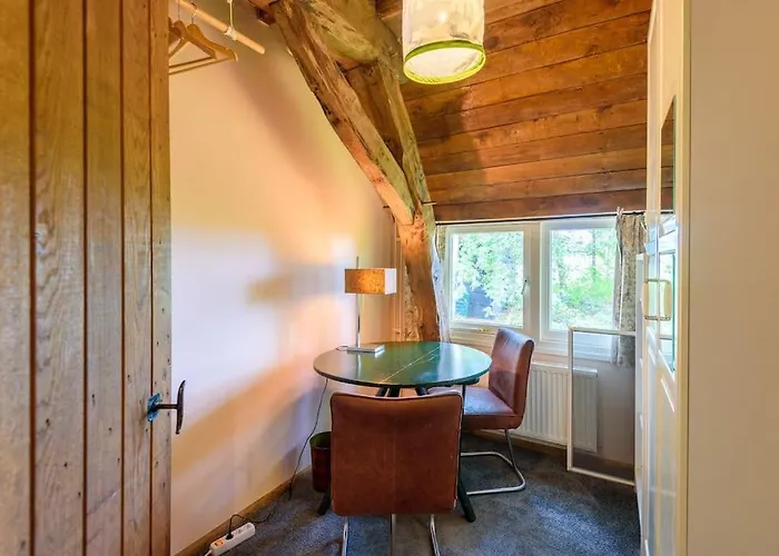 Prachtig Vrijstaand Familiehuis Op Groot Perceel Holiday home *