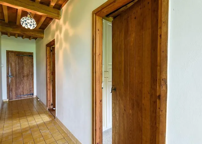 Prachtig Vrijstaand Familiehuis Op Groot Perceel Semesterbostad Scherpenzeel (Gelderland)