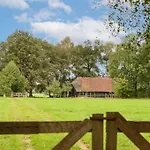 Prachtig Vrijstaand Familiehuis Op Groot Perceel Holiday home